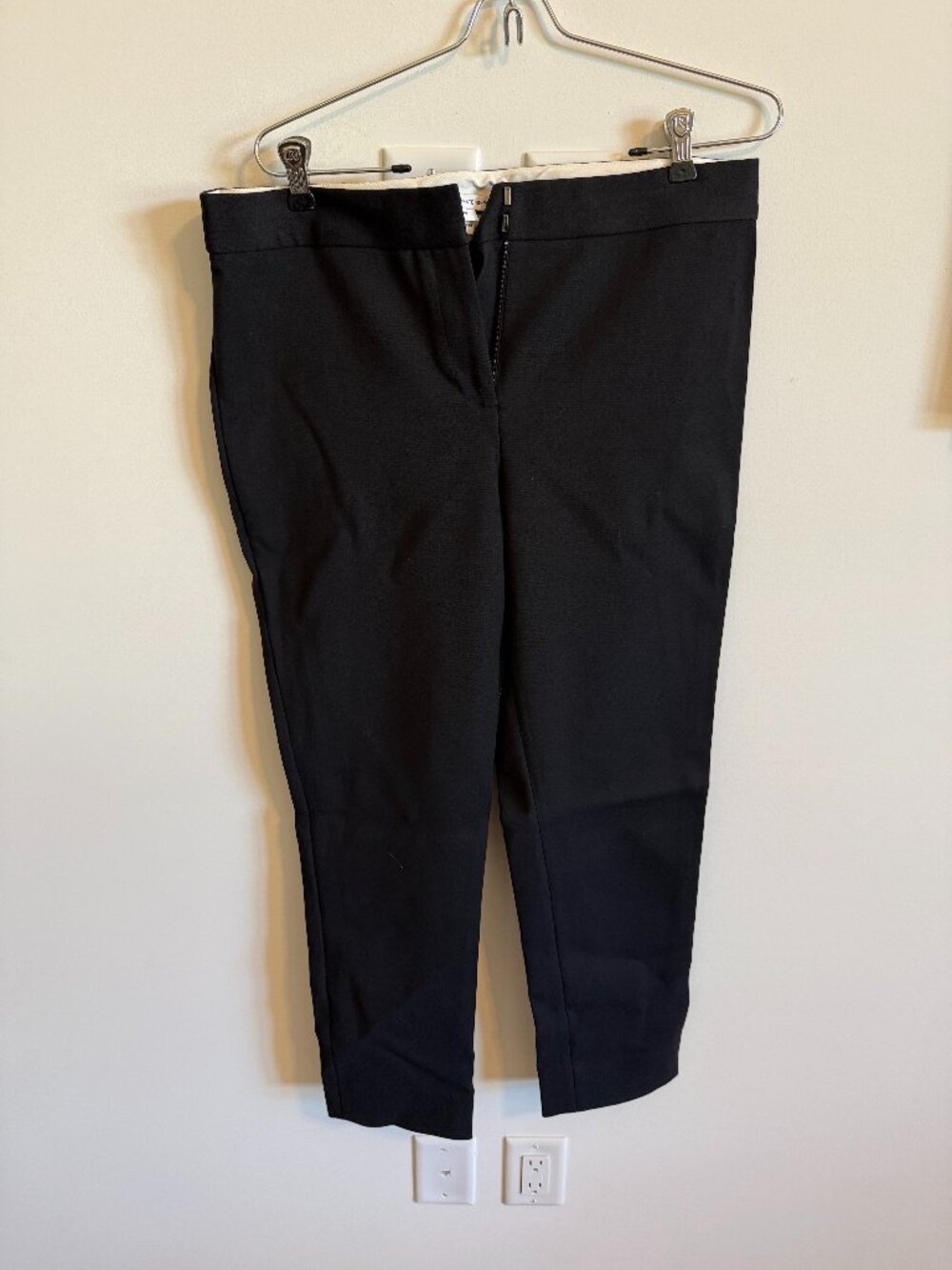 Title: DVF Diane von Furstenberg Jodie Black Slim Ankle Pant Sz 10 NWOT